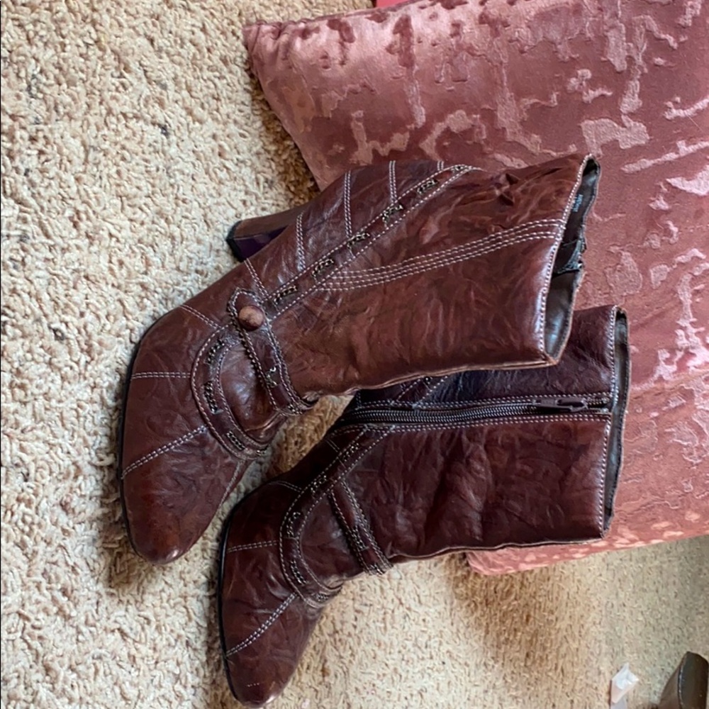 Bobbi Blu leather booties